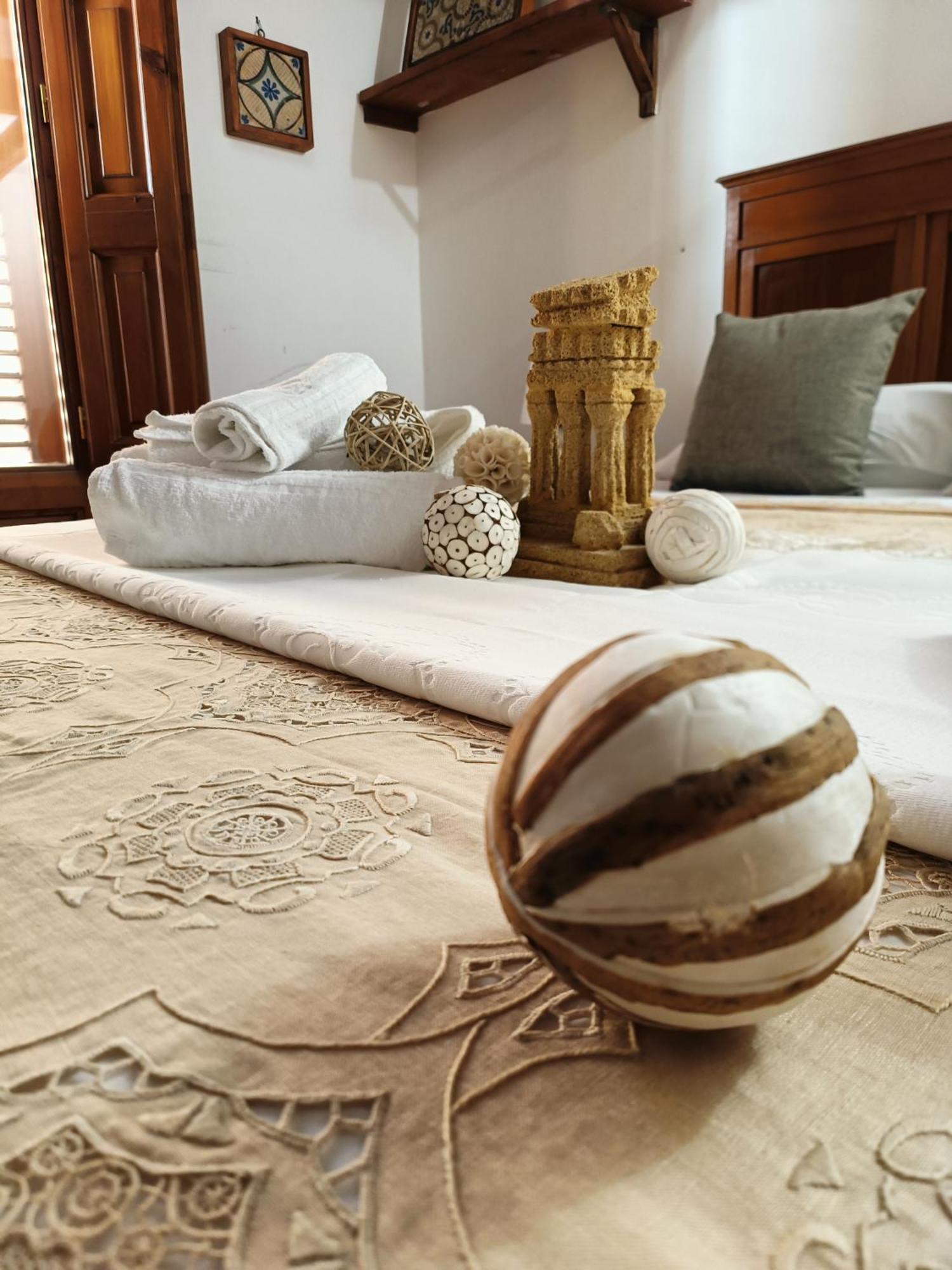Afena Rent Bedrooms Agrigento Esterno foto